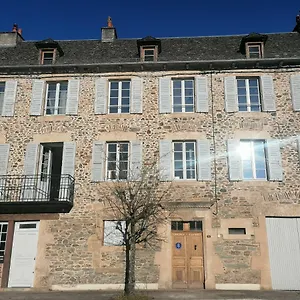 https://gite-les-pieds-dans-lolt-ultreia.midi-pyreneeshotels.com