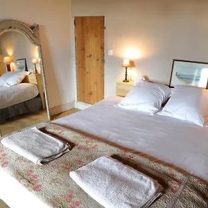 https://la-maison-de-louis.midi-pyreneeshotels.com