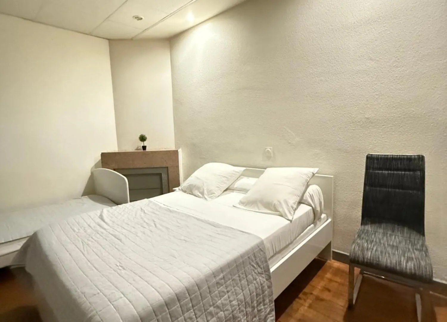 **  Hotel Relais Sud Valence  France