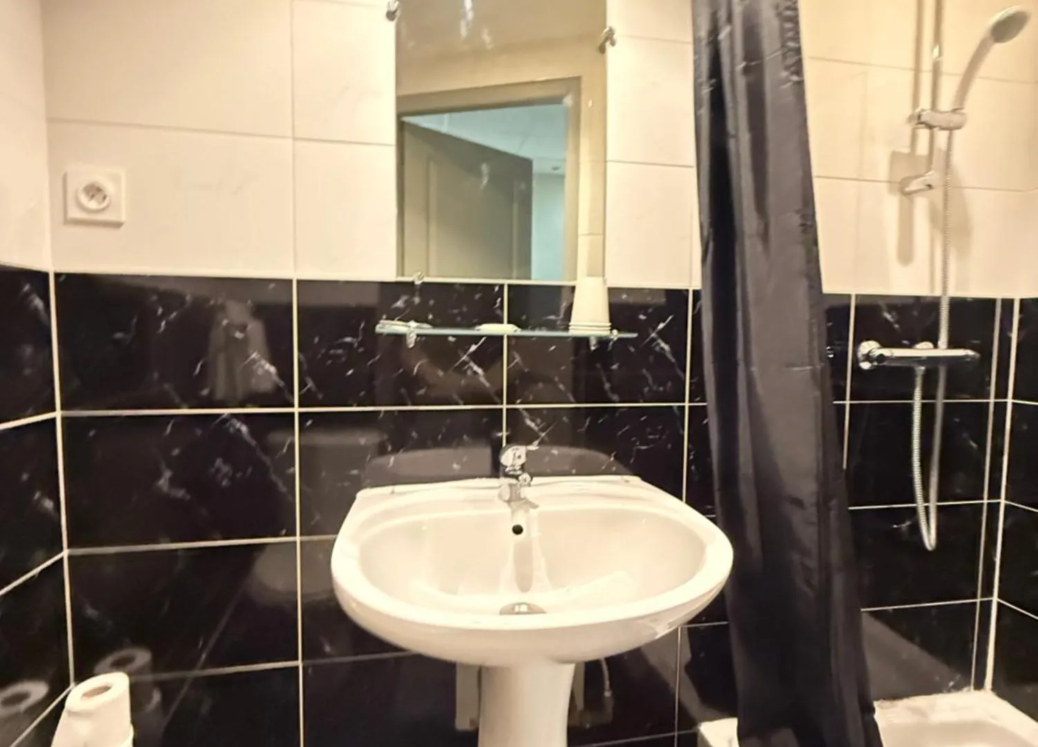 Hotel Relais Sud Valence  France