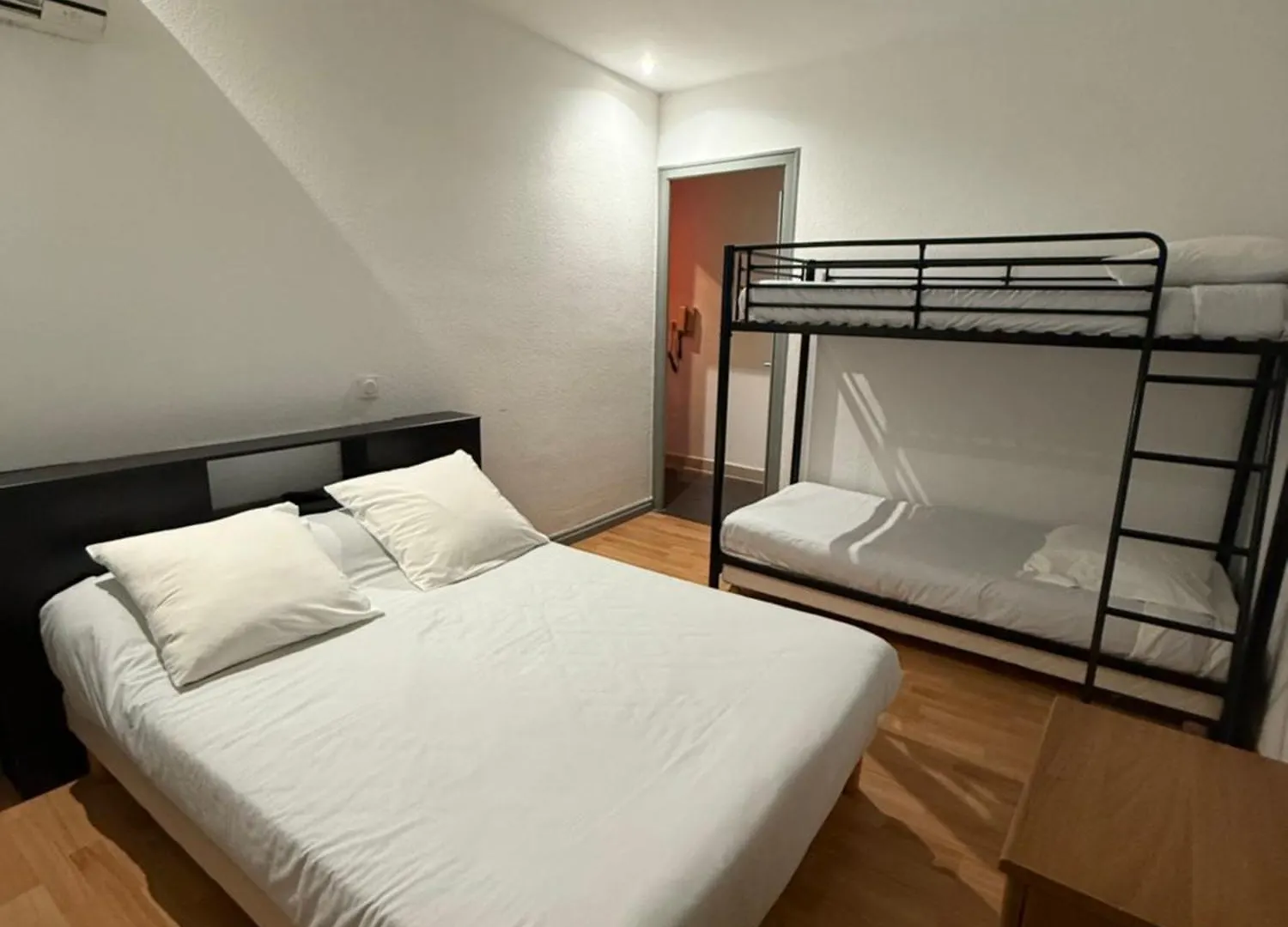 Hotel Relais Sud Valence  2*, Valence (Drome)